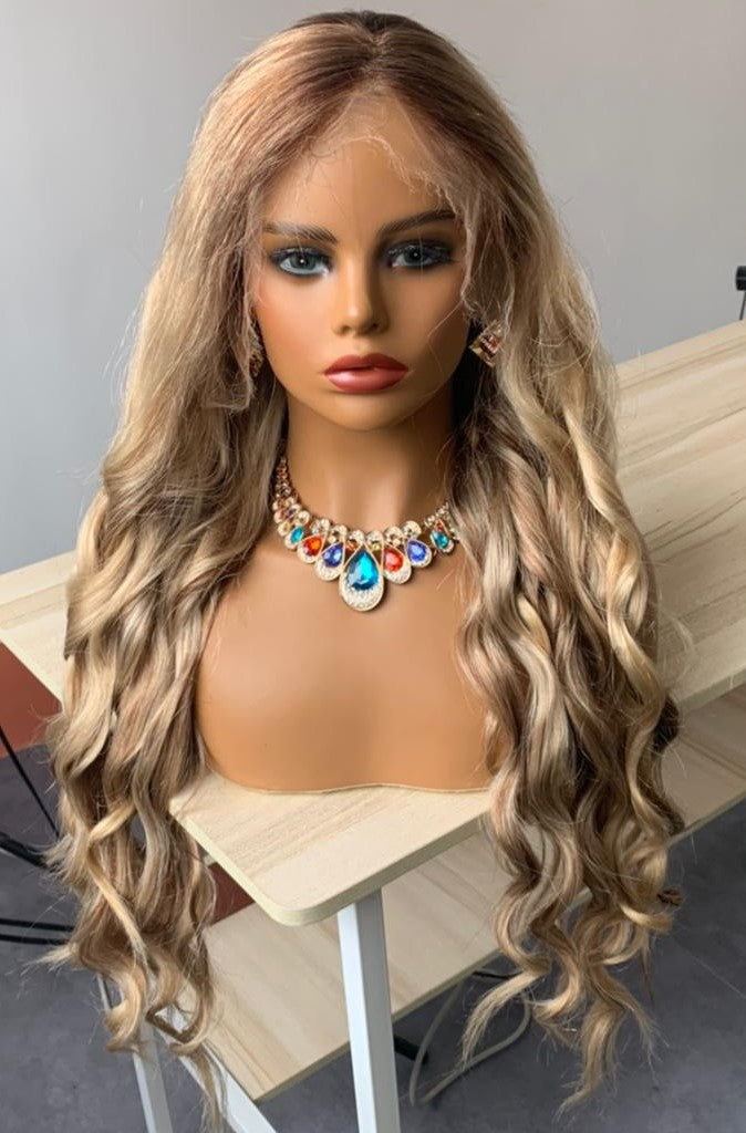 Stock Lace Front Brazilian Blonde Ombre Balayage Wavy Human Hair Wig