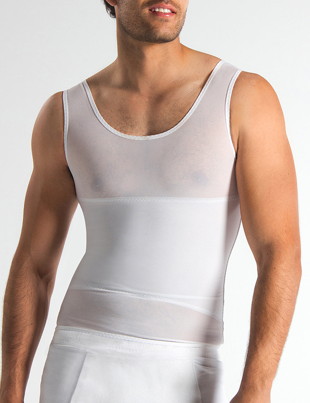 סטוק אינדיאני רמי צבע טבעי רופף תלתל 18 מ"מ פאת שיער אדם 22 אינץ' עם חלק עליון משי 4.5 אינץ' x 4.5 אינץ' 130% צפיפות