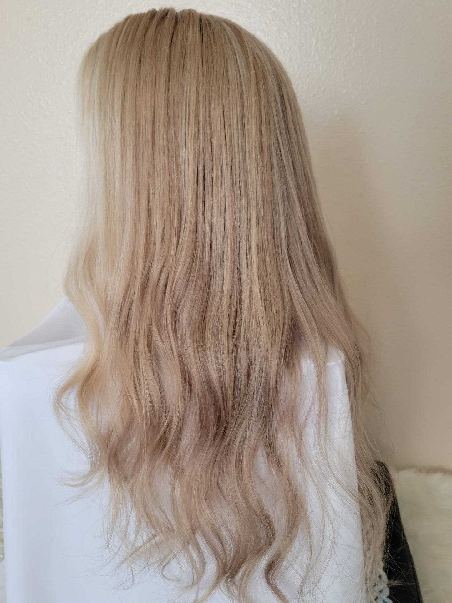 Custom Full Lace European Blonde Ombre Straight Human Hair Silk Top Wig